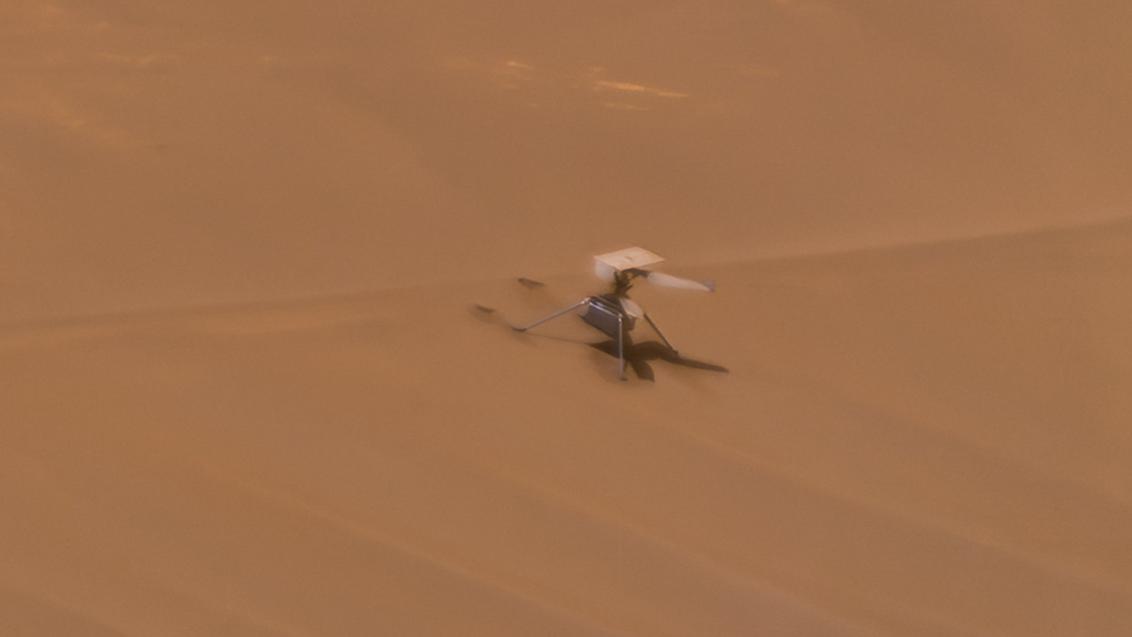 物尽其用：机智号火星直升机无法起飞 但现在被用来分析火星沙尘